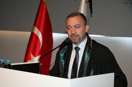 Ümit Kocasakal İstanbul Barosu Başkanlığına Yeniden Seçildi 

