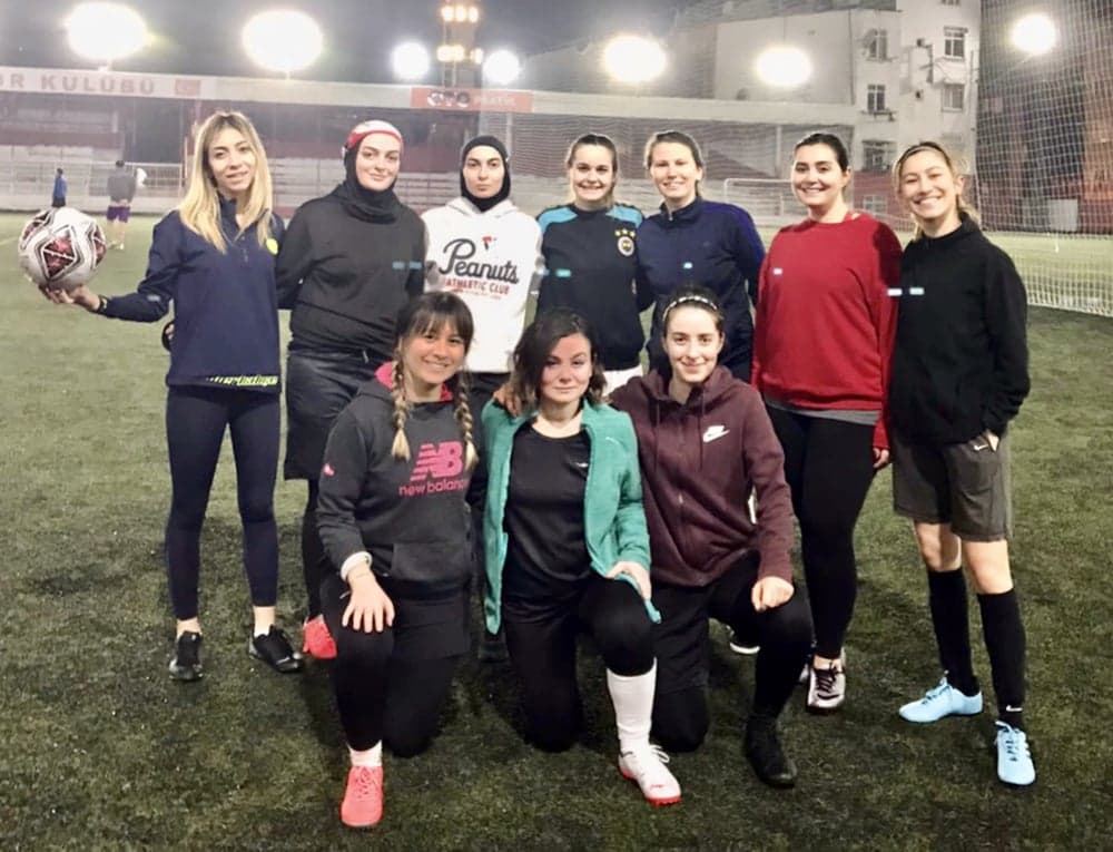 İstanbul Barosu Kadın Futbol Takımı Kuruldu ve 24 Mart 2022 tarihinde İlk Antrenmanını Gerçekleştirdi