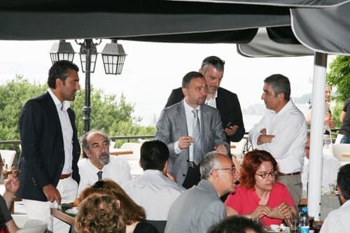 Staj Eğitim Merkezi Eğitimcileri Kahvaltılı Toplantıda Buluştu
