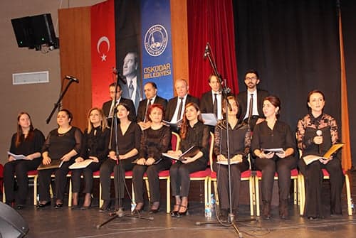 Türk Halk Müziği Topluluğu Konser Verdi
