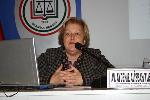 Kadın Hakları Ve Aile İçi Şiddet Semineri Devam Ediyor
