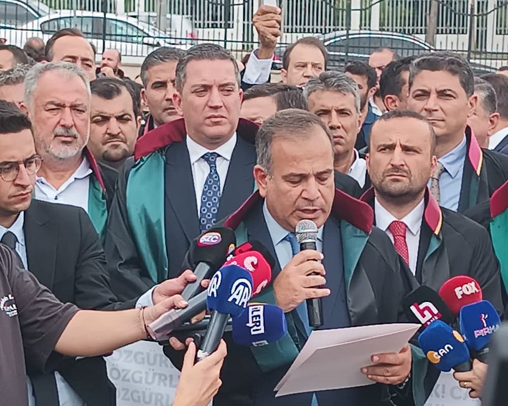 Barolardan AYM Önünde Av. Can Atalay'a Özgürlük Çağrısı