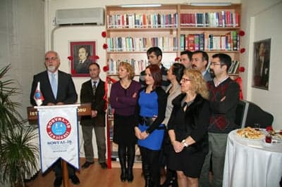 İstanbul Barosu Çalışanları Kemal Türkler Kitaplığı Hizmete Girdi
