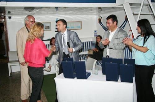 Cmk Eğitim Seminerlerine Katkı Veren Eğitimcilere Plaket Verildi

