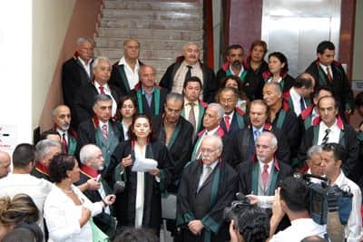 “Bir Dakikalık Alkış” Eylemi Sona Erdi