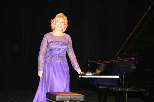 Baronun Yaş Gününde
Gülsin Onay Resitali
