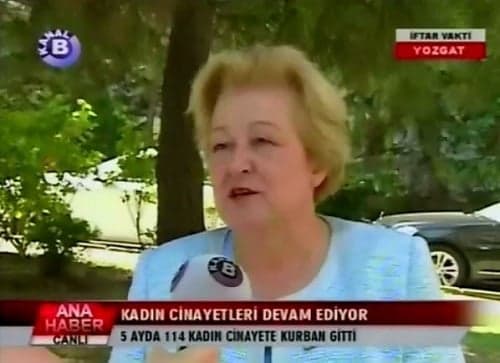 Toplumun Kadına Bakış Açısının Değişmesi Gerekiyor

