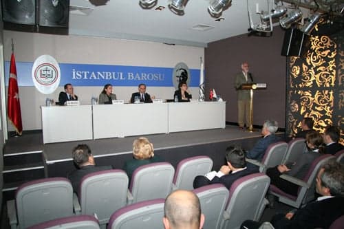 Türkiye İfade Özgürlüğünde Her Yıl Geriye Gidiyor

