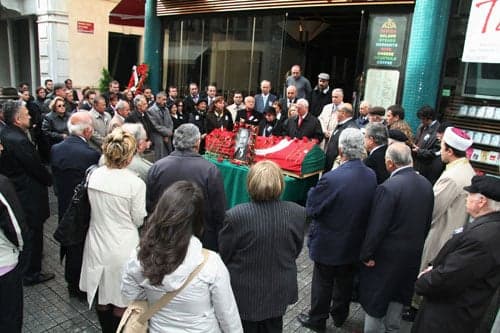 Baromuz Başkanlarından 
Av. M. Burhanettin Güngör'ü 
Kaybettik
