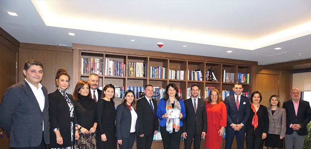 Staj Eğitim Merkezi Yürütme Kurulu Baro Başkanımız Av. Filiz Saraç’ı Ziyaret Etti