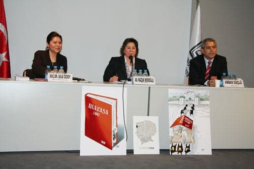 Öğretim Birliği 84. Yılında
Türban Sarmalında