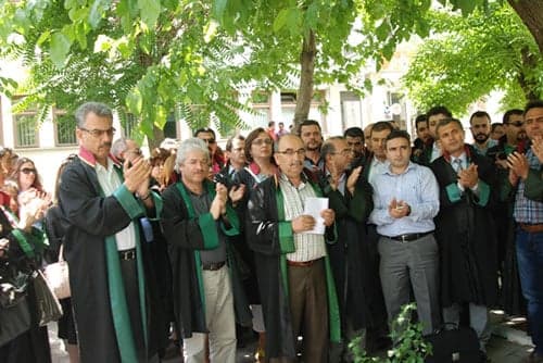 Uşak Barosu'ndan İstanbul Barosu'na Destek Açıklaması 

