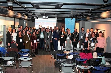 Mülteci ve Göçmen Çocuklar İçin HELP Online kursu