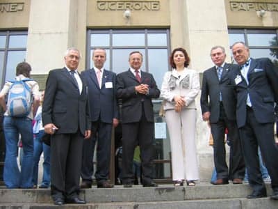 Bükreş Barosu 
“Avukatlar Günü”Nü Kutladı