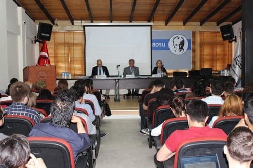 Cumartesi Forumları Başladı
