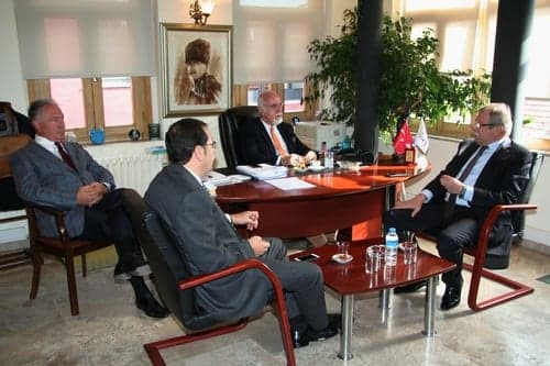 İbb Grup Başkan Vekili Ertuğrul Gülsever Ve Grup Üyeleri Baromuzu Ziyaret Etti