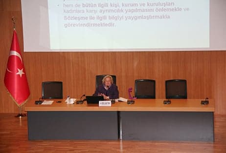 Kadın Hakları ve Aile İçi Şiddet Konulu Sertifika Programı Devam Ediyor