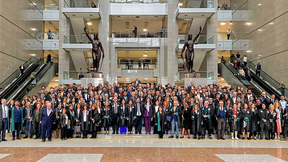 Yargı Kurumlarını Hukuk Devletine Bağlı Olmaya ve Saygı Duymaya Davet Ediyoruz