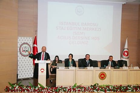 Ülkemizin Hukukla Sorunu Var