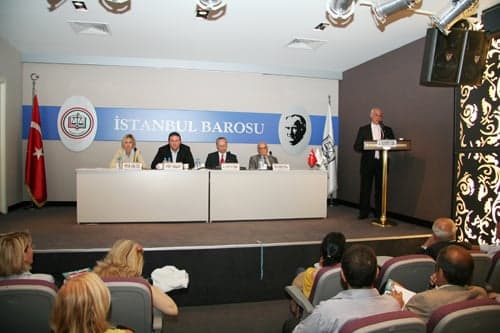 Heybeliada Ruhban Okulu Sorunu
Fiili Bir Dayatma Israrından 
Kaynaklanmaktadır