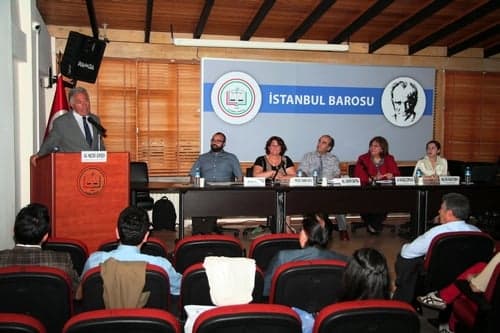 Hukuk Felsefesi Açısından Hukuk Ve Şiddet