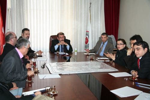 Adliyelerde Engelli Avukatların Rahat Çalışabilmesi İçin Alınması Gereken Önlemler Ele Alındı 
