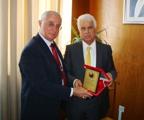 İstanbul Barosu Başkanı Av.Muammer Aydın K.K.T.C. Başbakanı Derviş Eroğlu’Nu Ziyaret Etti