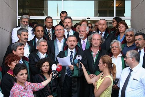 Meslektaşlarımıza Yapılan Menfur Saldırıyı Kınıyoruz

