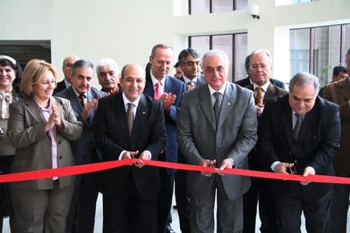 131. Yıl Etkinlikleri: Resim, Fotoğraf Ve Şiir Sergisi Açıldı