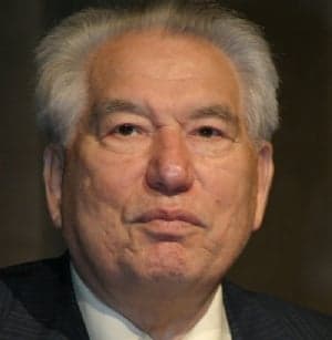 Dünyaca Ünlü Kırgız Asıllı Türk Yazar Cengiz Aytmatov’U Kaybettik