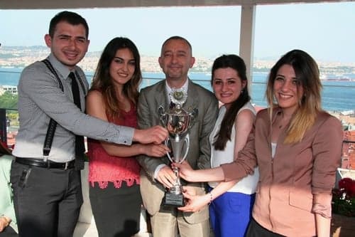 Kurgusal Dava Yarışması'nda Bölge Şampiyonu Olan İstanbul Barosu Takımı Onurlandırıldı