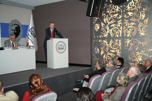 İnsan Haklarında Bir Arpa Boyu Yol
