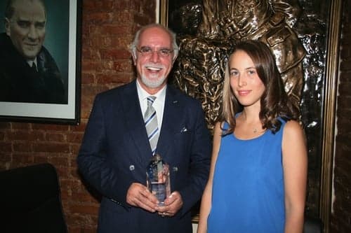 Uluslararası Sözleşmeler Hukuku Yarışmasında 1. Olan İstanbul Barosu Ekibi Ödülünü Aldı