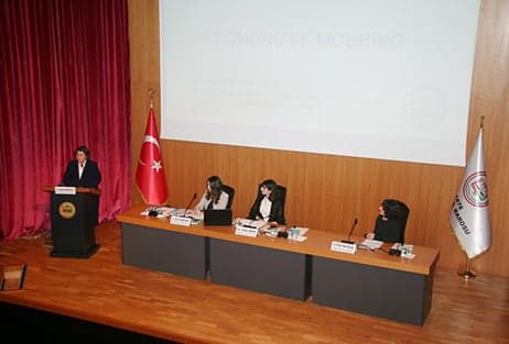 İş Yerinde Kadın: Sömürü, Mobbing, Şiddet ve Taciz