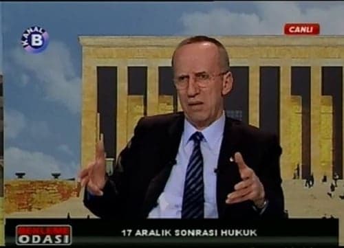 17 Aralık Kendi Hukukunu Yaratıyor

