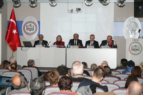 İsmet İnönü Bir Görev Adamıdır