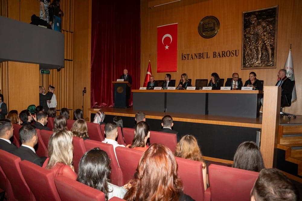 İstanbul Barosu Başkanı Av. Prof. Dr. İbrahim Kaboğlu ve Yönetim Kurulunun İlk Ruhsat Töreni