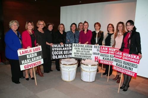 Kadın Erkek Eşitliği İçin Bir Yıl Sonrayı Öngöremez Olduk
