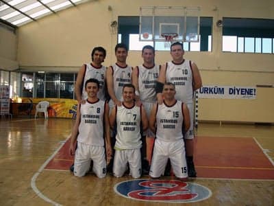 İstanbul Barosu Basketbol Takımımız İzmir Den Galibiyetle Döndü