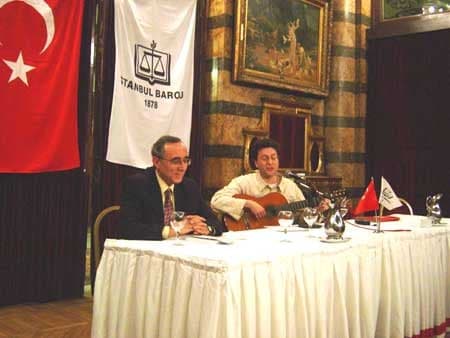 Şiir Dinletisi Pera Palas'ta Yapıldı Ve Büyük İlgi Gördü.