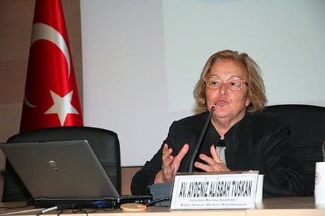 Kadın Hakları ve Aile İçi Şiddet” Konulu Sertifika Programı Devam Ediyor