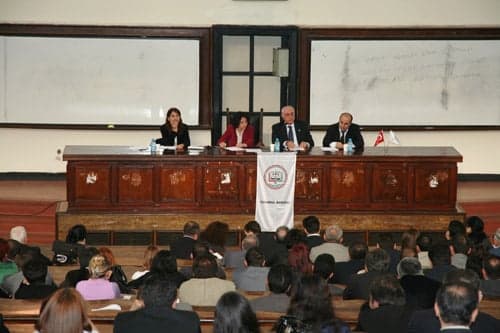 Avukatlar, Cmk İle Demokratikleşmeye 
Ve Şeffaflığa Katkı Veriyorlar