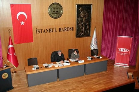 Zor Zamanlarda Avukatlık