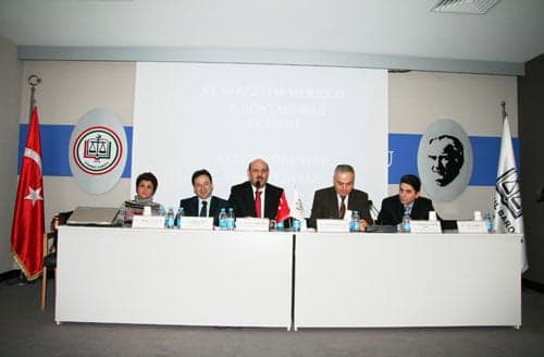 Staj Eğitim Merkezi 
17. Dönem 2009/2 
Eğitim Dönemi Başladı
