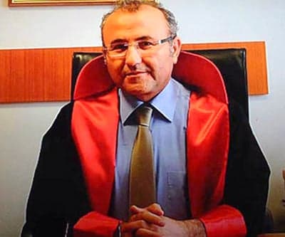 Şehit Savcımız Mehmet Selim Kiraz'ı Saygıyla Anıyoruz
