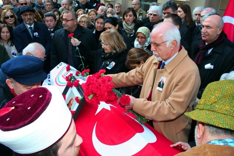 Başkanımız Av. Kazım Kolcuoğlu’nu Son Yolculuğuna Uğurladık - 50