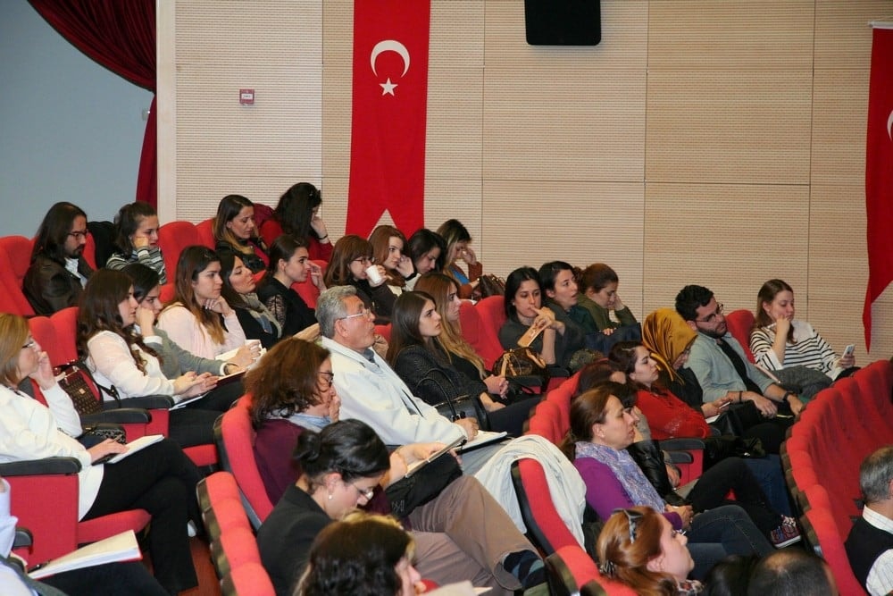 Kadın Hakları ve Aile İçi Şiddet” Konulu Sertifika Programı Devam Ediyor - 92