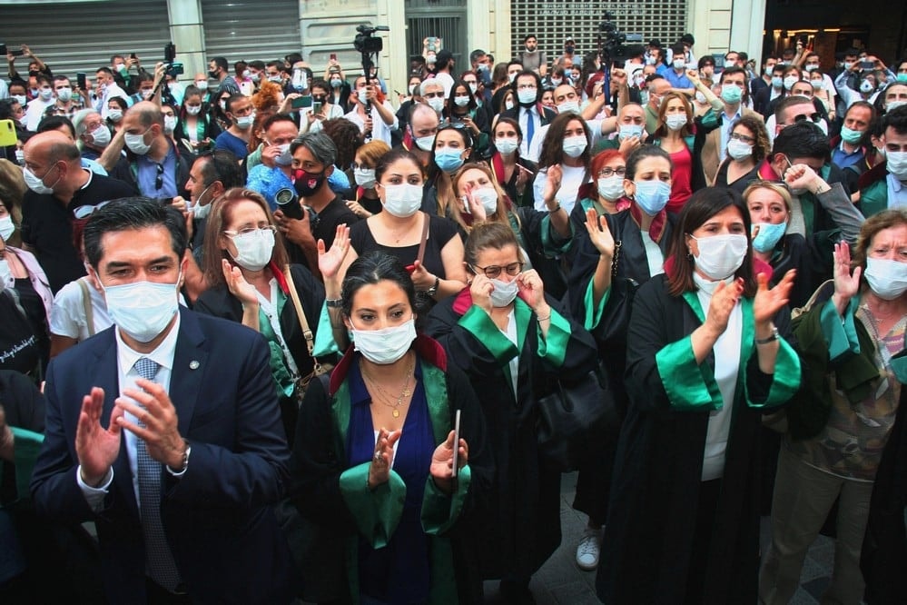İstanbul Barosu Avukatları Destek Nöbetinde… - 10