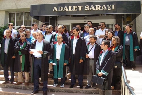 Batman Barosu'ndan İstanbul Barosu'na Destek Açıklaması 
