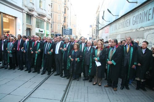 Barolar “Yargıya Ve Ülkeye Sahip Çıkma” Yürüyüşü Yaptılar - 48